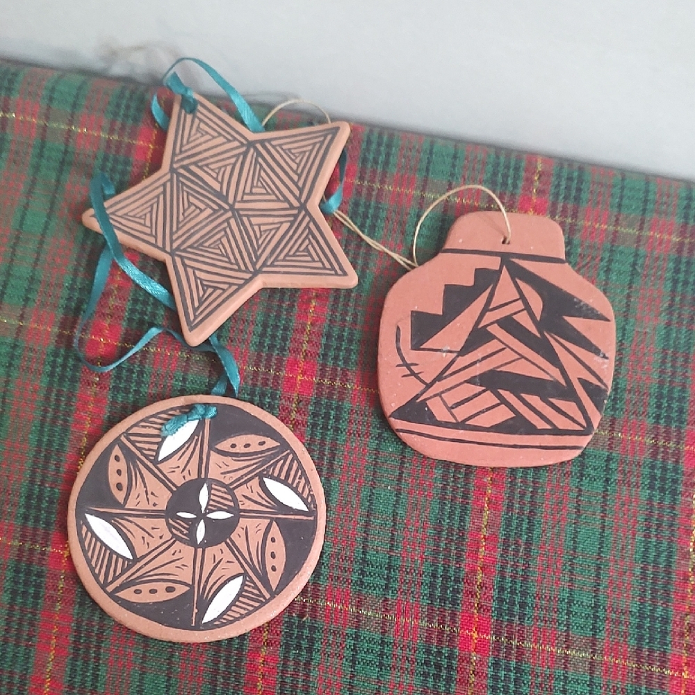 Handcrafted Native American Acoma or Navajo-style ceramic Christmas ornaments Te